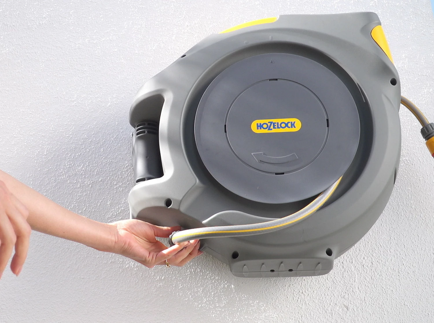 Hozelock Auto Reel 20m - 2401 4 Hozelock Auto Reel 20m - 2401 - Image 4