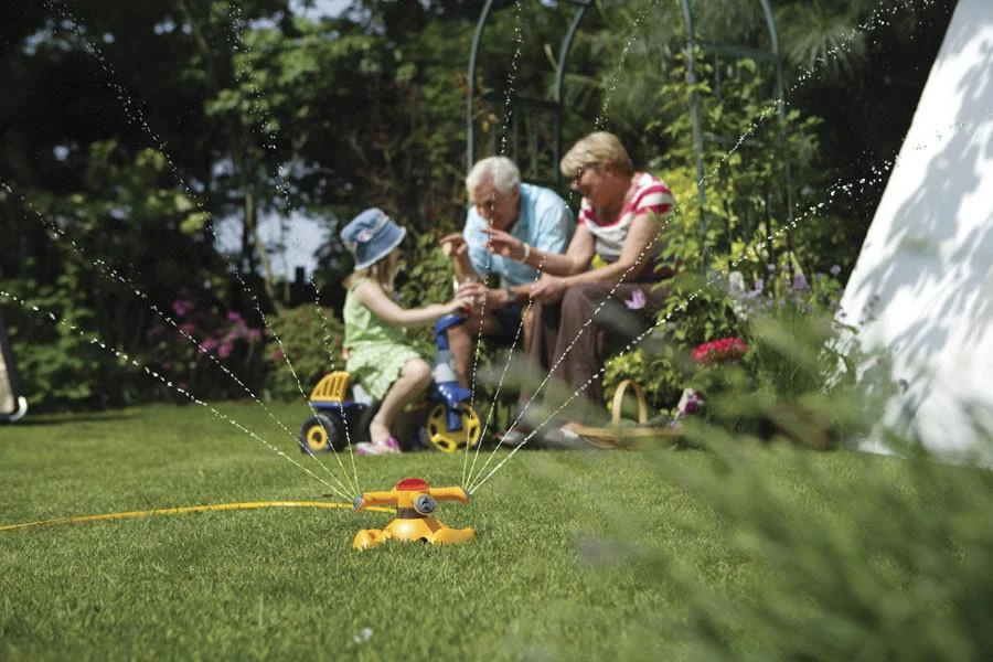 Hozelock Round Sprinkler Plus - 2520 2 Hozelock Round Sprinkler Plus - 2520 - Image 2