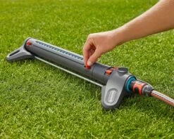Gardena Aquazoom L 350 M² Oscillating Sprinkler - 18714 -Silverlines Store lawn sprinklers gardena aquazoom l 350 m oscillating sprinkler 18714 35441623171238